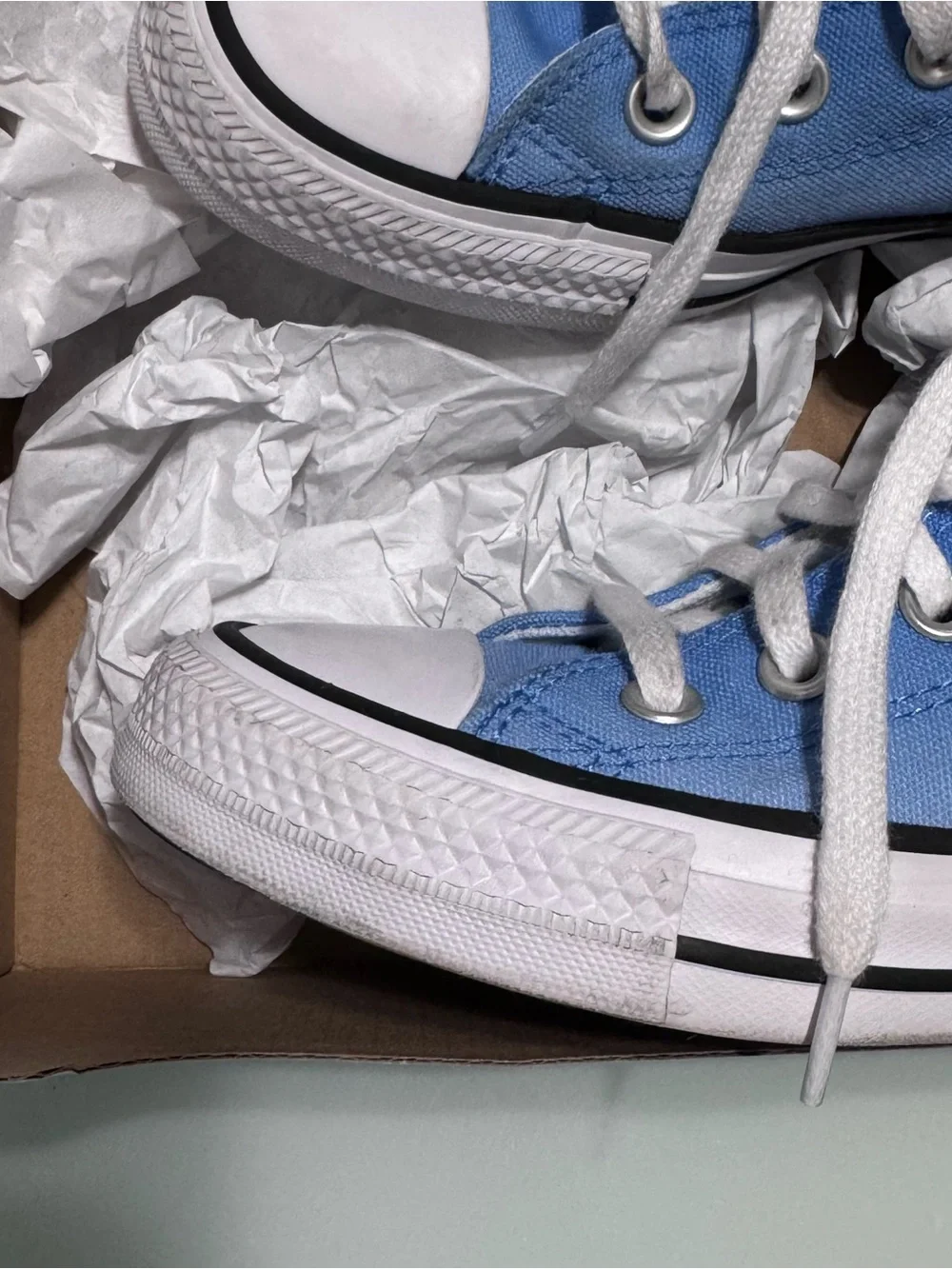 Converse Kids Light Blue High-Top Sneakers with Cartoon Cloud Accent